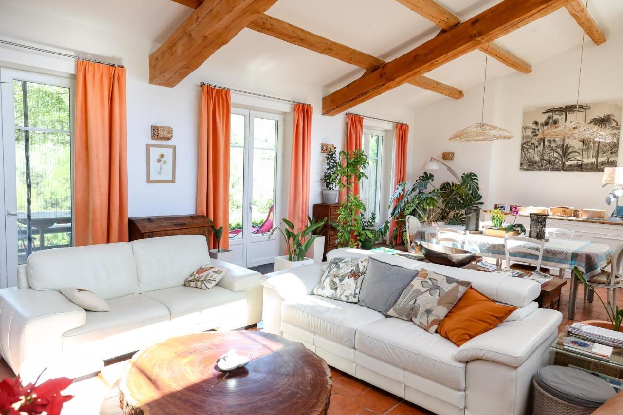 Domaine De Montbarri Bed & Breakfast La Tour-sur-Orb Екстериор снимка